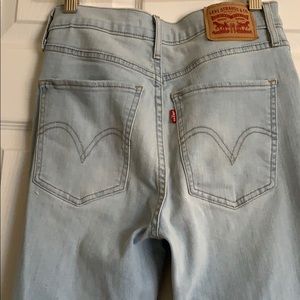 Levi’s Mile High Super Skinny Light Wash Jean